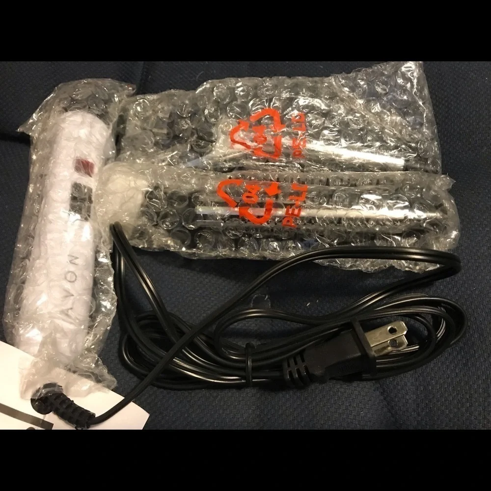 Avon - Picture 2 of 3